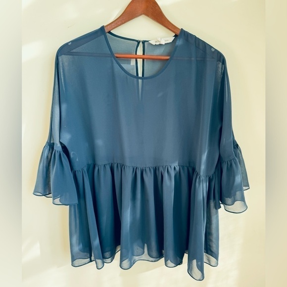 BCBGeneration Sheer top - Picture 3 of 3